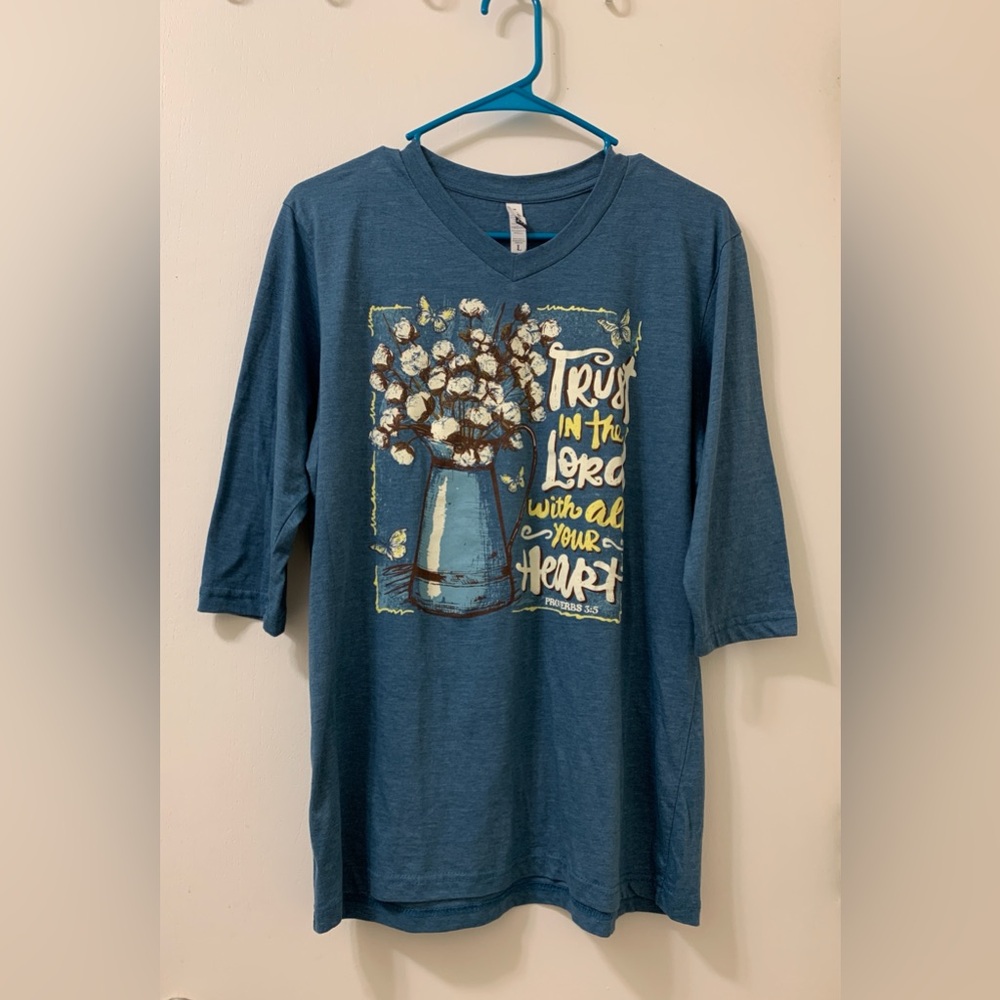 Women's Trust In The Lord With All Your Heart T-shirt Large 3/4 Sleeve Blue